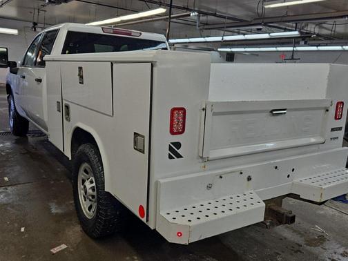 2023 Chevrolet Silverado 3500 WT