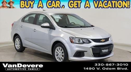 Silver Ice Metallic 2019 Chevrolet Sonic LT
