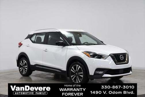2020 Nissan Kicks SR