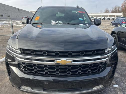 2023 Chevrolet Suburban LS