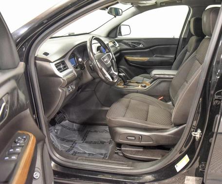 2018 GMC Acadia SLE-2
