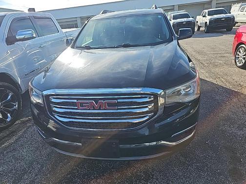 2018 GMC Acadia SLE-2