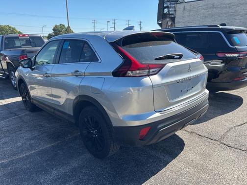 2024 Mitsubishi Eclipse Cross LE