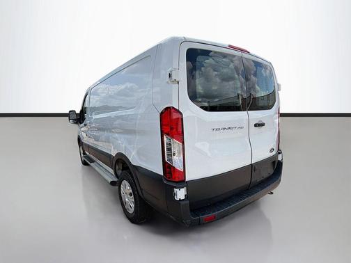 Oxford White 2025 Ford Transit-250 Base