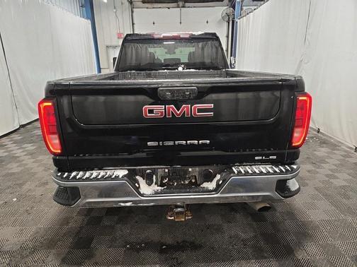 2024 GMC Sierra 2500 SLE