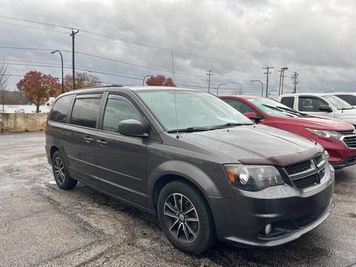 2016 Dodge Grand Caravan R/T