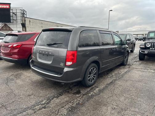 2016 Dodge Grand Caravan R/T