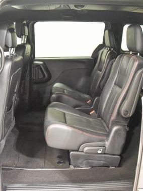 2016 Dodge Grand Caravan R/T