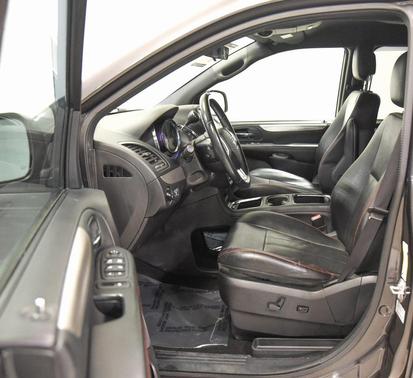 2016 Dodge Grand Caravan R/T