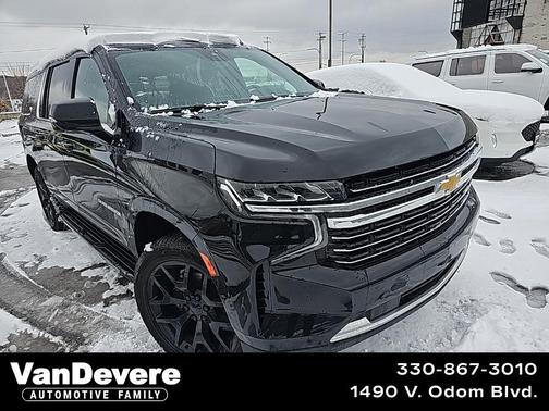 2023 Chevrolet Suburban LT