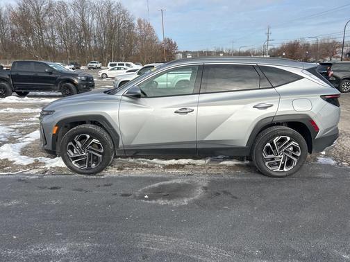 2025 Hyundai TUCSON Hybrid Limited