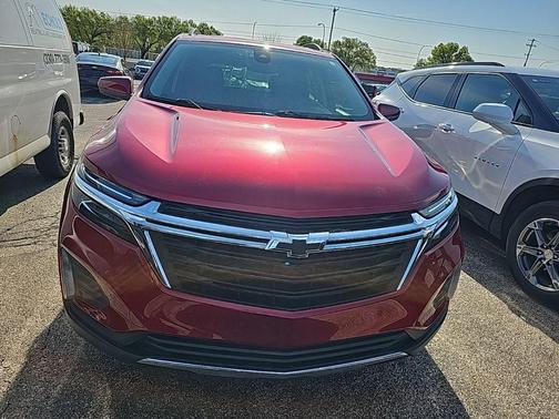 Cherry Red Tintcoat 2022 Chevrolet Equinox 1LT