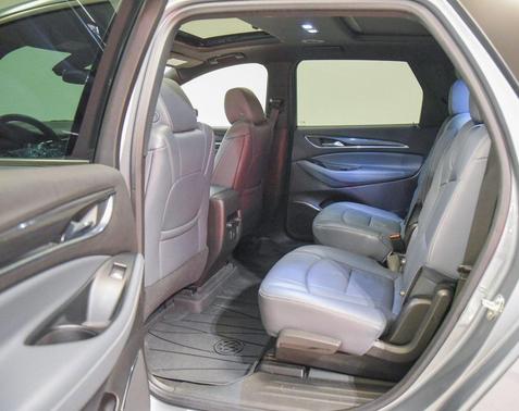 2023 Buick Enclave Essence AWD