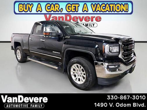 Onyx Black 2017 GMC Sierra 1500 SLT