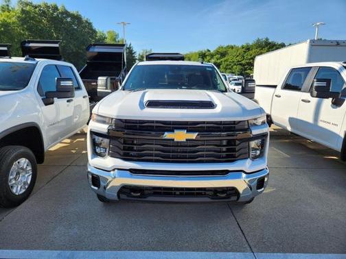 2025 Chevrolet Silverado 3500 WT