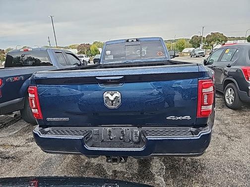 2023 RAM 3500 Big Horn Crew Cab 4x4 8' Box