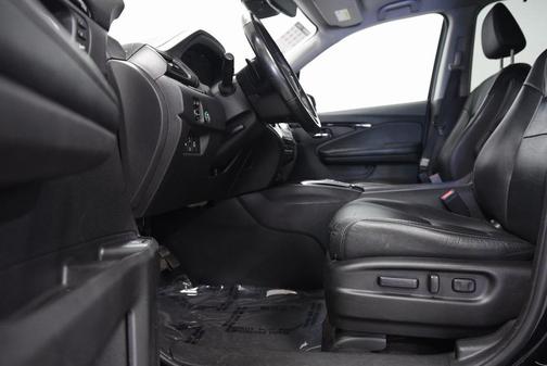 2020 Honda Pilot Touring 8-Passenger