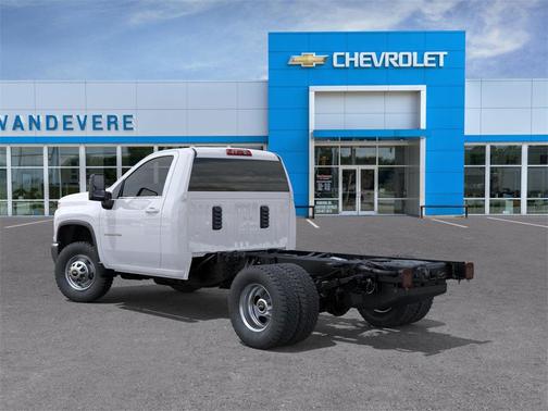 2025 Chevrolet Silverado 3500 WT