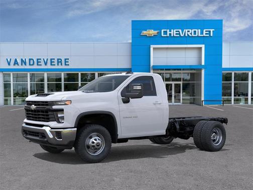 2025 Chevrolet Silverado 3500 WT