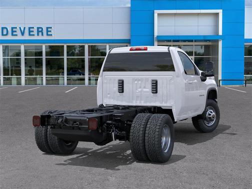 2025 Chevrolet Silverado 3500 WT