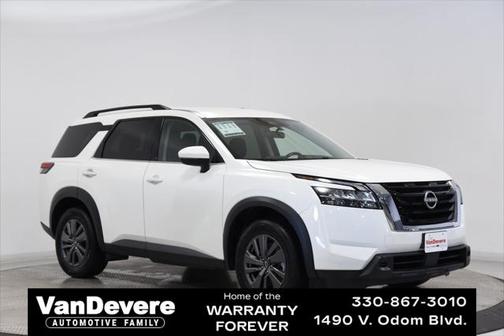 2022 Nissan Pathfinder SV 4WD