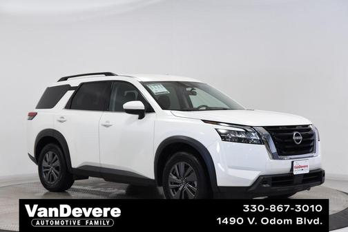 2022 Nissan Pathfinder SV 4WD