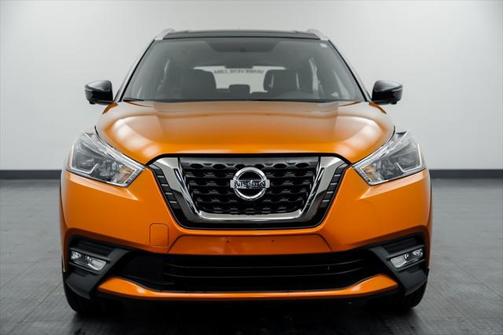 2019 Nissan Kicks SR