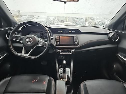 2019 Nissan Kicks SR