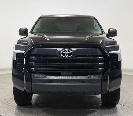 Midnight Black Metallic 2024 Toyota Tundra SR5