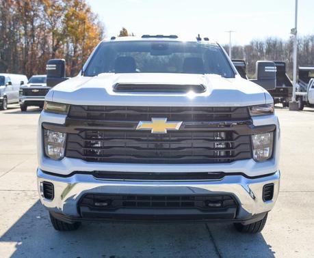 2025 Chevrolet Silverado 3500 WT