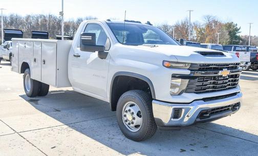 2025 Chevrolet Silverado 3500 WT