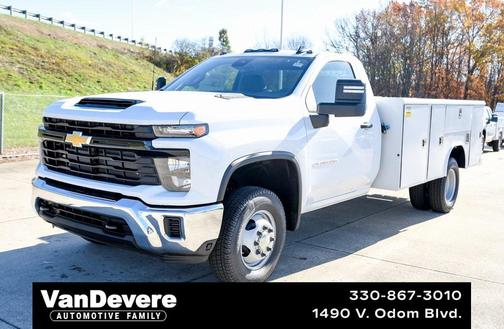 2025 Chevrolet Silverado 3500 WT