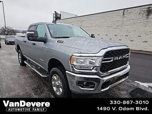 2024 RAM 2500 Big Horn Crew Cab 4x4 6'4' Box