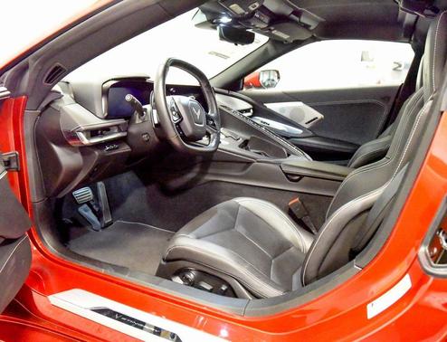 2022 Chevrolet Corvette Stingray w/2LT
