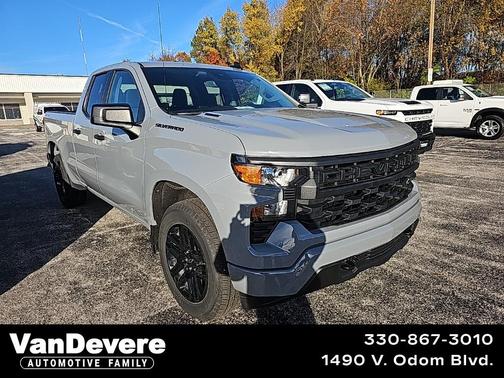 2025 Chevrolet Silverado 1500 Custom