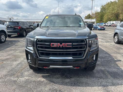 2023 GMC Yukon XL AT4