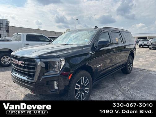 2023 GMC Yukon XL AT4