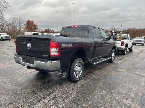 2020 RAM 2500 Tradesman Crew Cab 4X4 6'4' Box