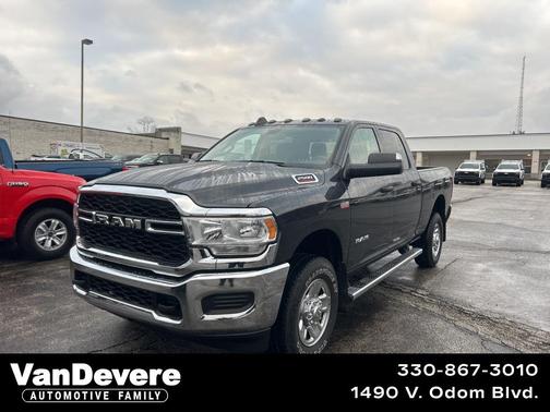 2020 RAM 2500 Tradesman Crew Cab 4X4 6'4' Box