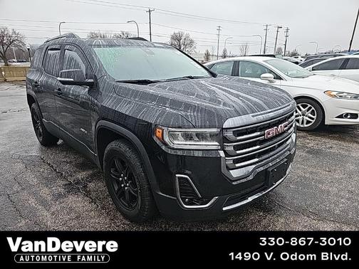 2023 GMC Acadia AWD AT4