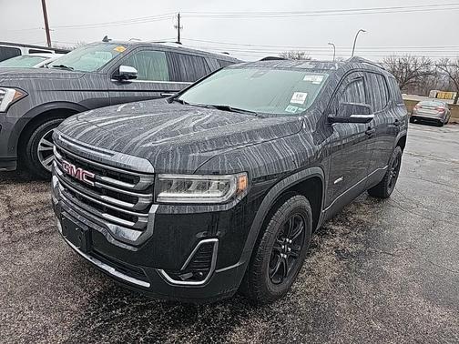 2023 GMC Acadia AWD AT4