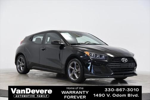 2020 Hyundai Veloster 2