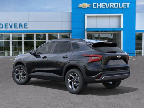 Mosaic Black Metallic 2026 Chevrolet Trax LT
