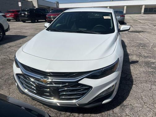 W4e 2024 Chevrolet Malibu 1LT