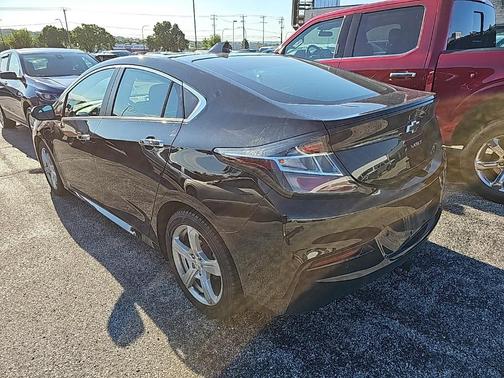 2018 Chevrolet Volt LT