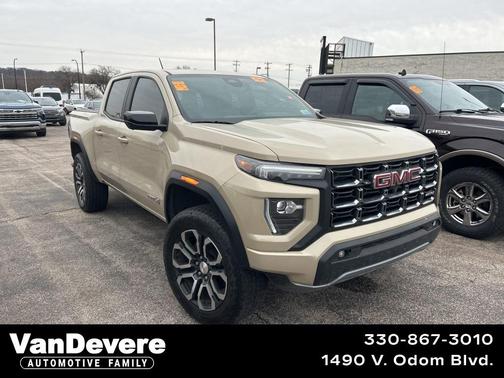 2024 GMC Canyon AT4