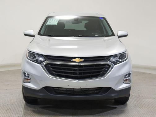 Silver Ice Metallic 2018 Chevrolet Equinox LT
