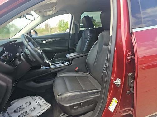 2023 Buick Envision Essence FWD