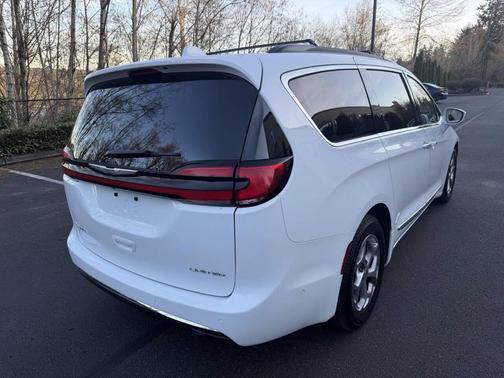 2022 Chrysler Pacifica Limited