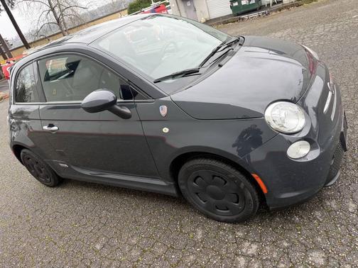 2016 FIAT 500e Battery Electric